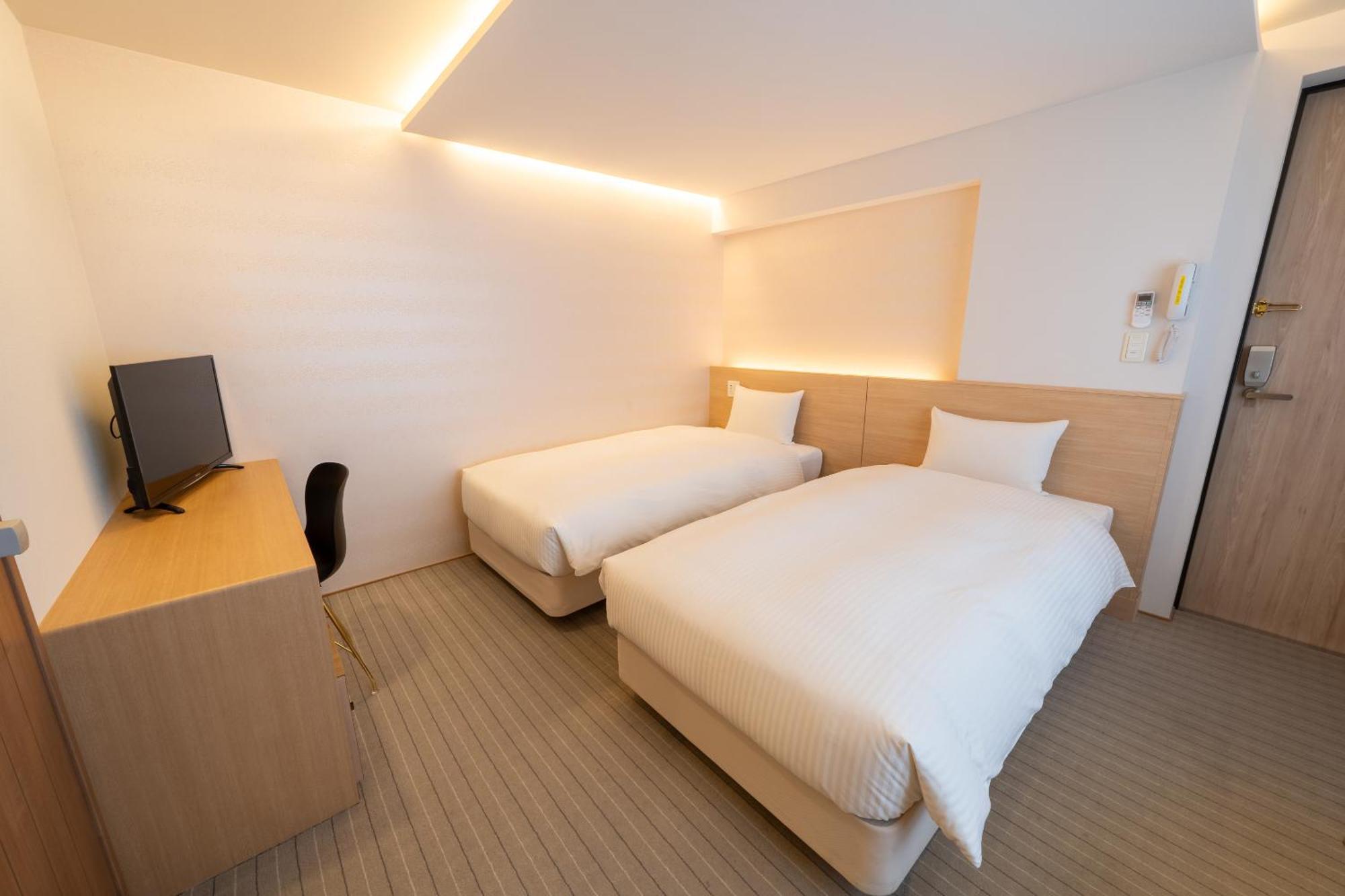 Resi Stay Hachi Inn Kyoto Exterior photo